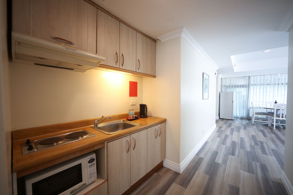 Private kitchenette