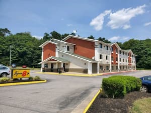 thumbnail: Front of property