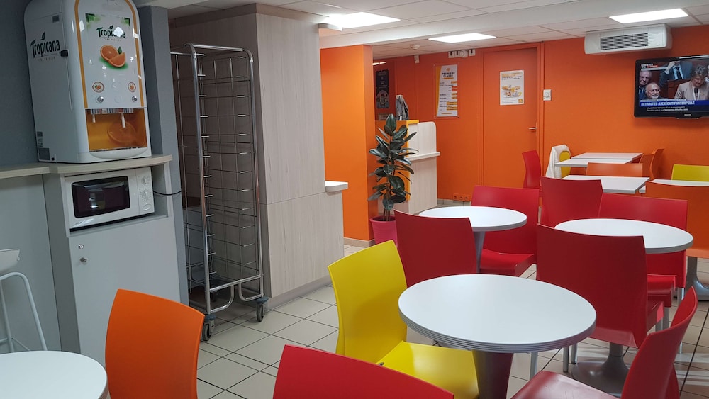 Restaurant-cafeteria