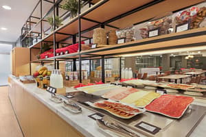 thumbnail: Restaurant