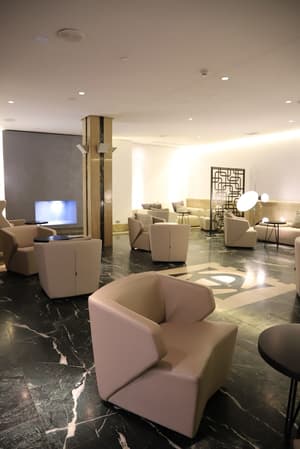 thumbnail: Lobby lounge