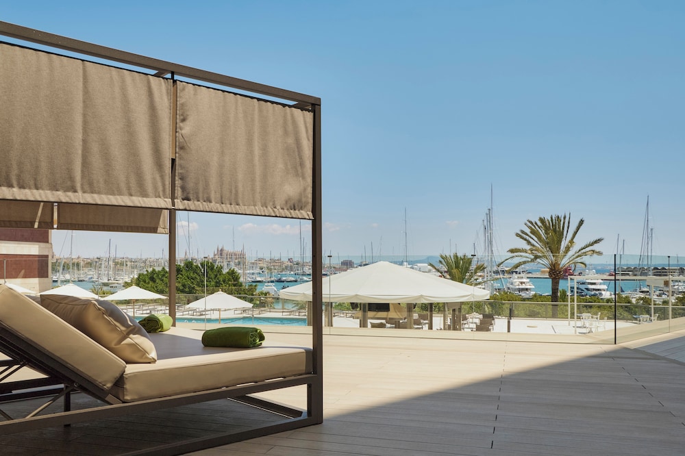Sundeck