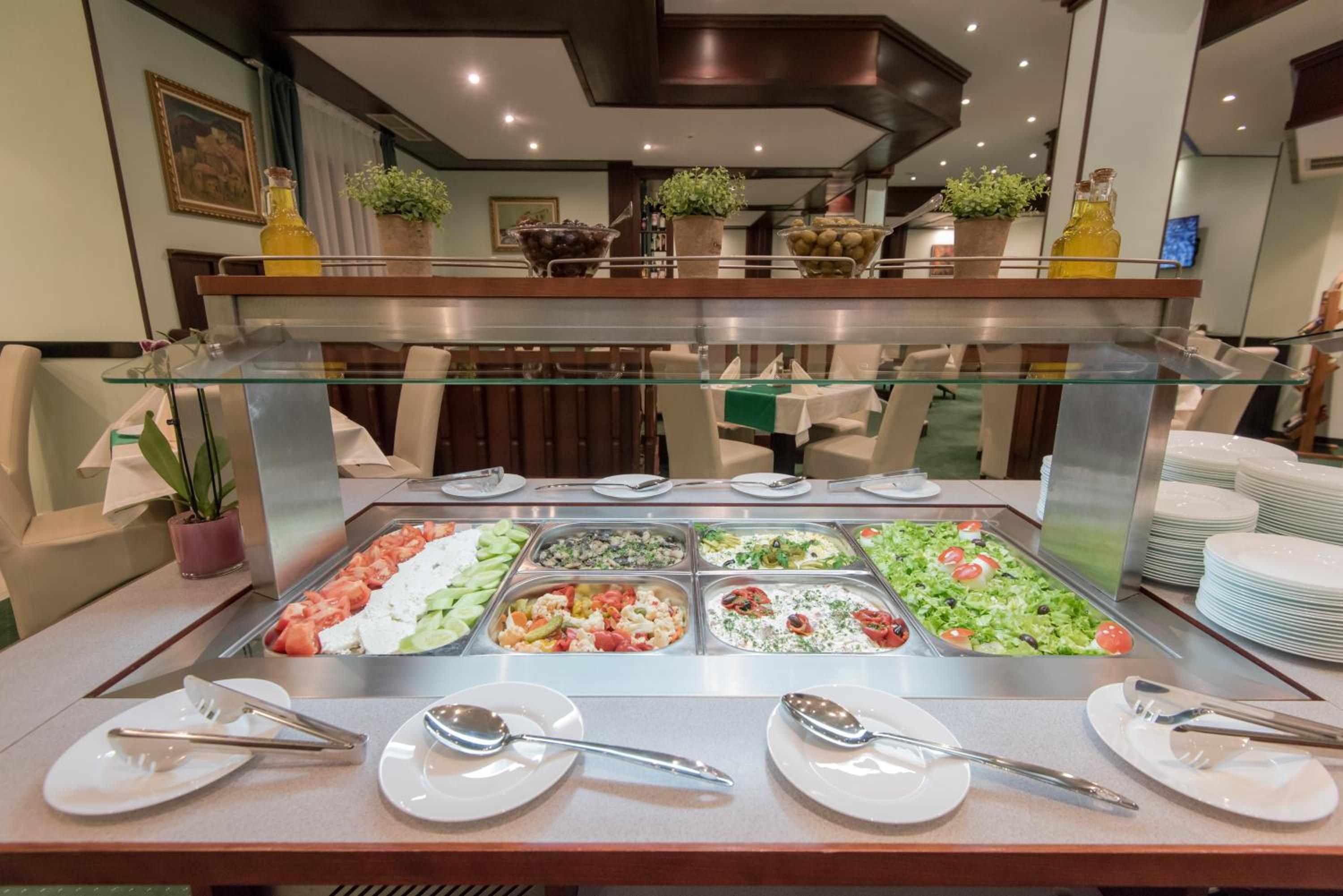 Restaurant-cafeteria