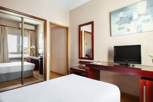 thumbnail: Room