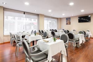thumbnail: Restaurant