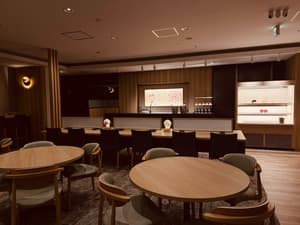 thumbnail: Lounge
