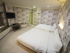 thumbnail: Room