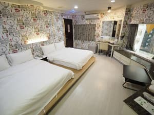thumbnail: Room