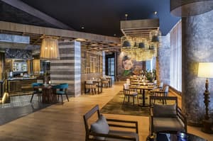 thumbnail: Restaurant