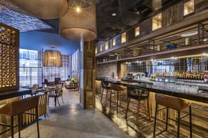 thumbnail: Outdoor dining