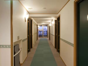 thumbnail: Hallway