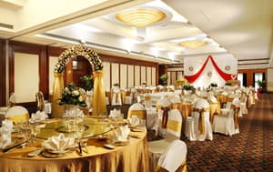 thumbnail: Banquet hall