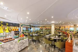 thumbnail: Restaurant