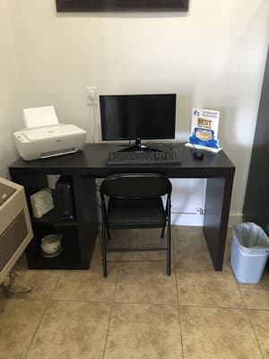 thumbnail: Business center