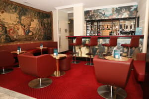 thumbnail: Bar (on property)