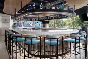 thumbnail: Bar (on property)