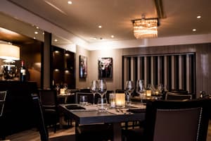 thumbnail: Restaurant