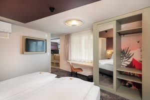 thumbnail: Room