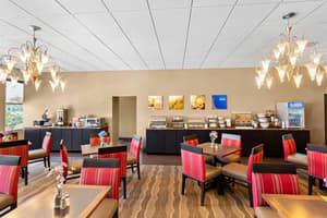 thumbnail: Breakfast area