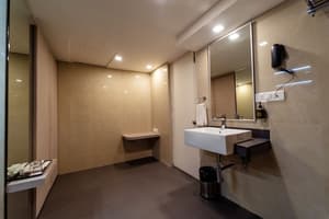 thumbnail: Bathroom