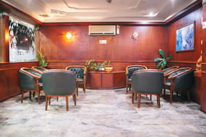 thumbnail: Lobby sitting area