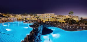 thumbnail: Outdoor pool