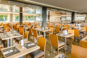thumbnail: Restaurant