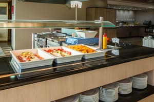 thumbnail: Restaurant