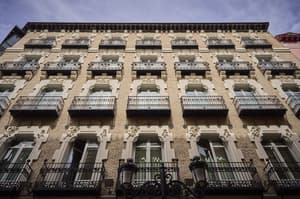 thumbnail: Front of property