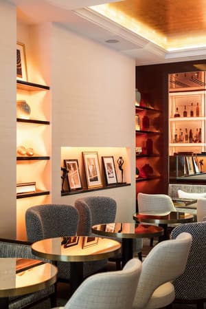 thumbnail: Lounge
