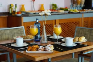 thumbnail: Breakfast area