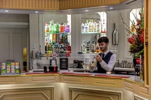 thumbnail: Bar
