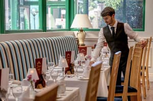 thumbnail: Restaurant