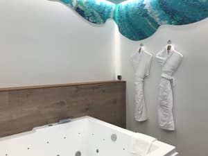 thumbnail: Spa
