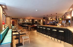 thumbnail: Bar (on property)