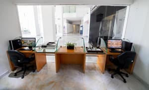 thumbnail: Business center