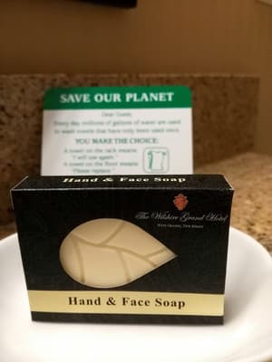 thumbnail: Bathroom amenities