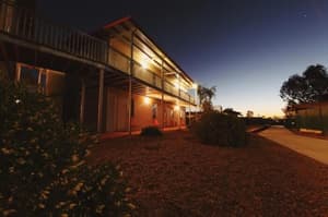 thumbnail: Bar (on property)