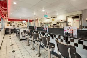 thumbnail: Breakfast area