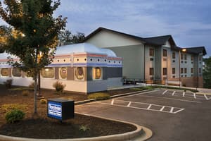 thumbnail: Exterior