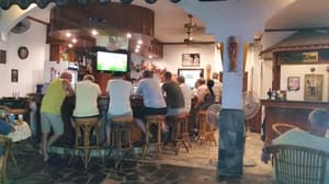 thumbnail: Bar (on property)