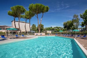 thumbnail: Outdoor pool