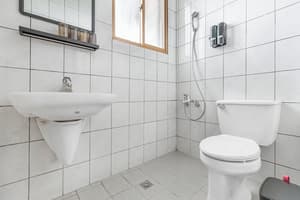thumbnail: Bathroom