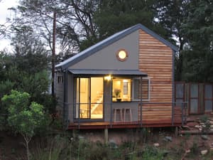 thumbnail: Garden view