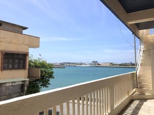 thumbnail: Balcony view