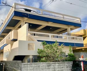 thumbnail: Exterior