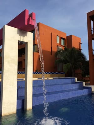 thumbnail: Exterior