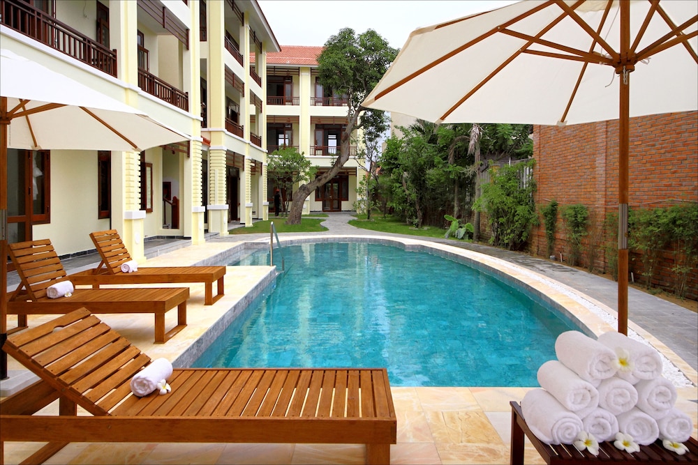 Courtyard view