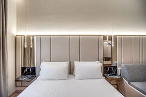 thumbnail: Room