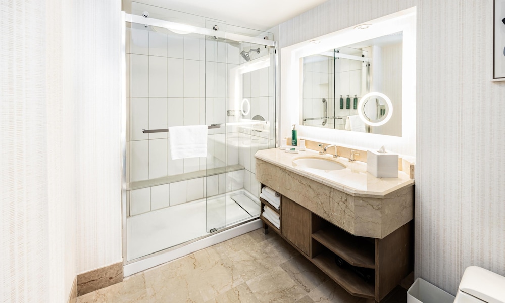 Bathroom shower